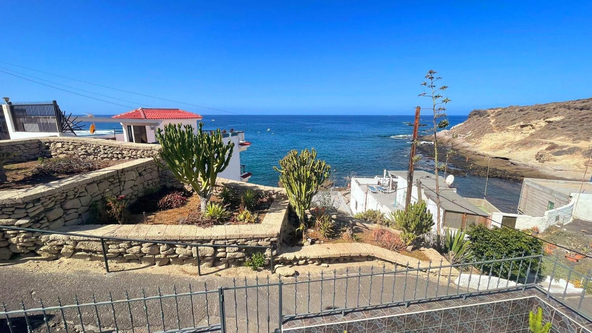 Puerta Del Sol La Caleta Apartment Адехе Екстериор снимка