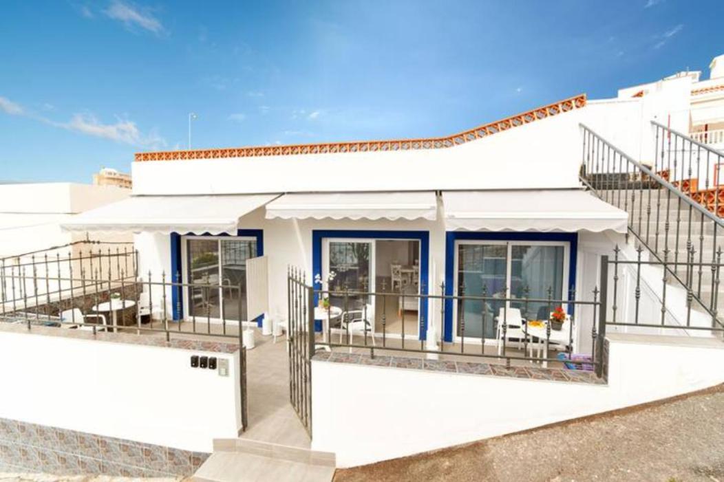 Puerta Del Sol La Caleta Apartment Адехе Екстериор снимка
